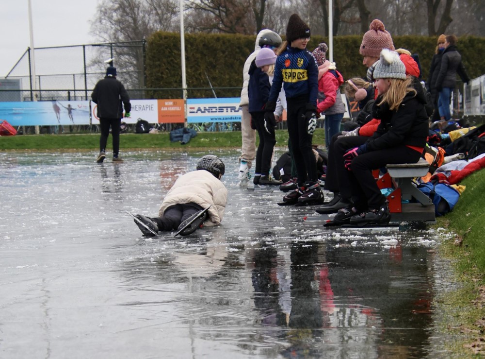 240111 SintNyk ijsbaan schaatsplezier c YvonneBijma 34  1000